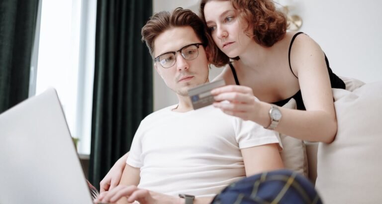 Protect Yourself From Various Online Shopping Dangers